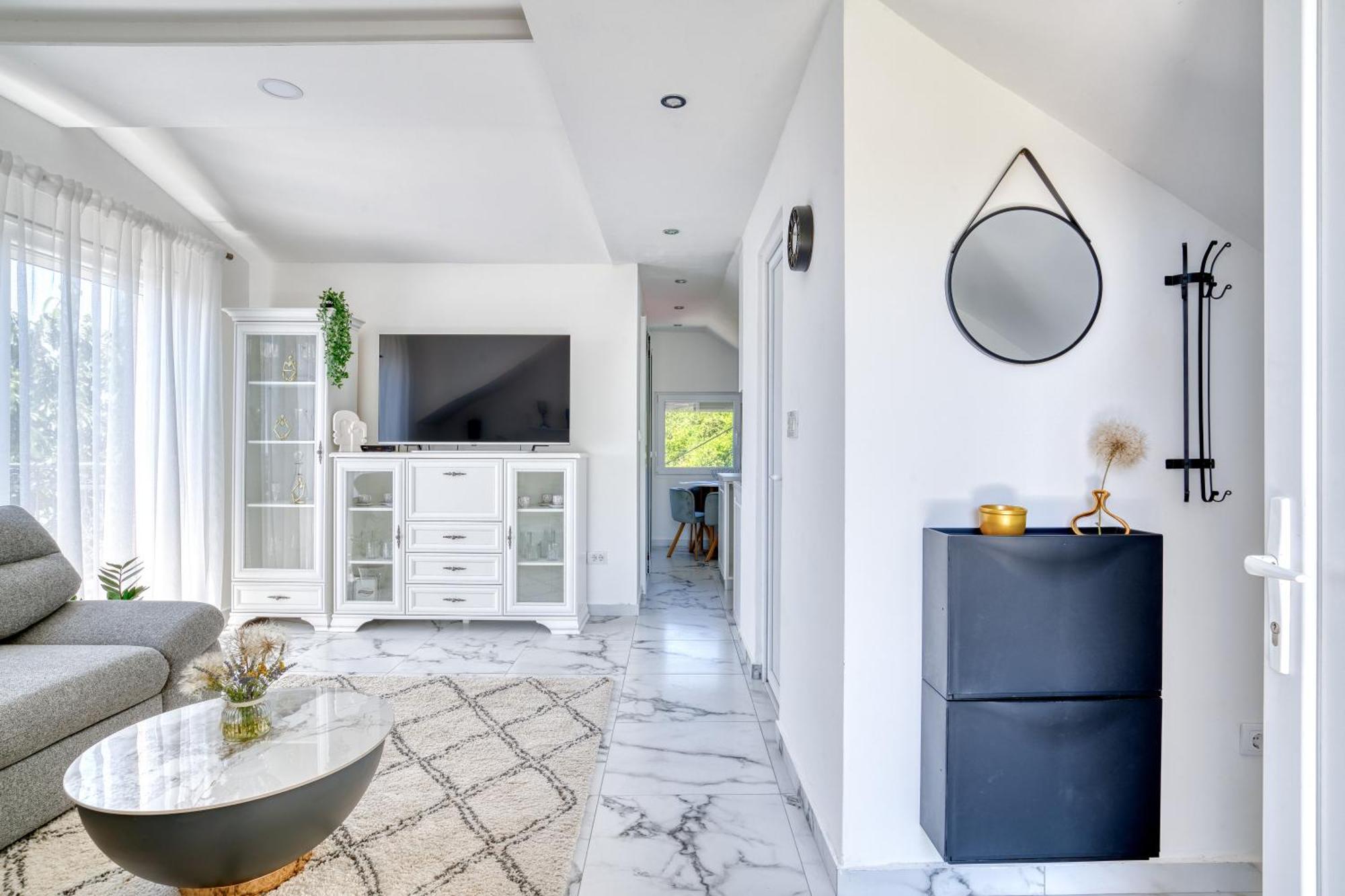 Apartment Paradise Котор Екстер'єр фото