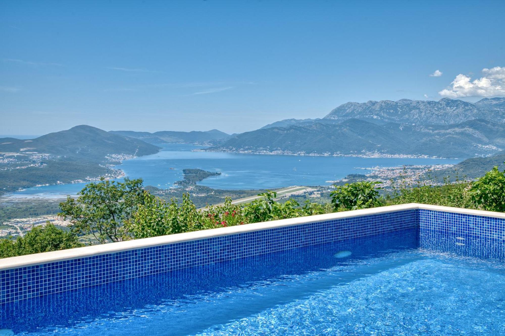 Apartment Paradise Котор Екстер'єр фото