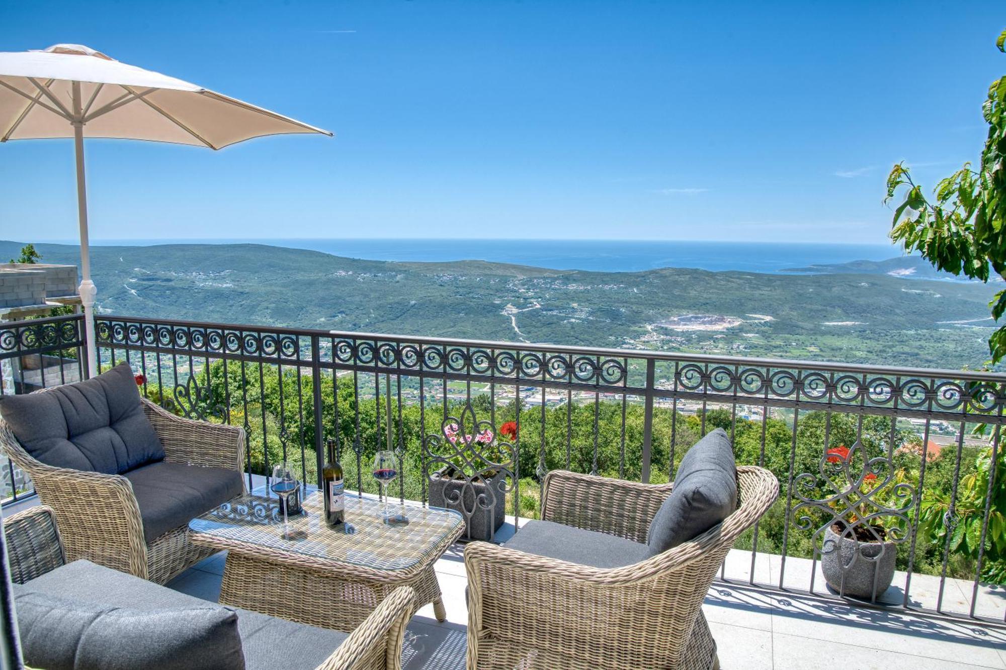 Apartment Paradise Котор Екстер'єр фото