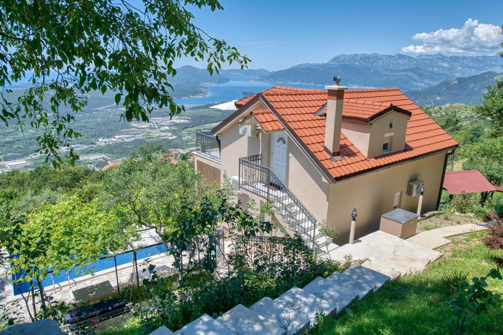 Apartment Paradise Котор Екстер'єр фото