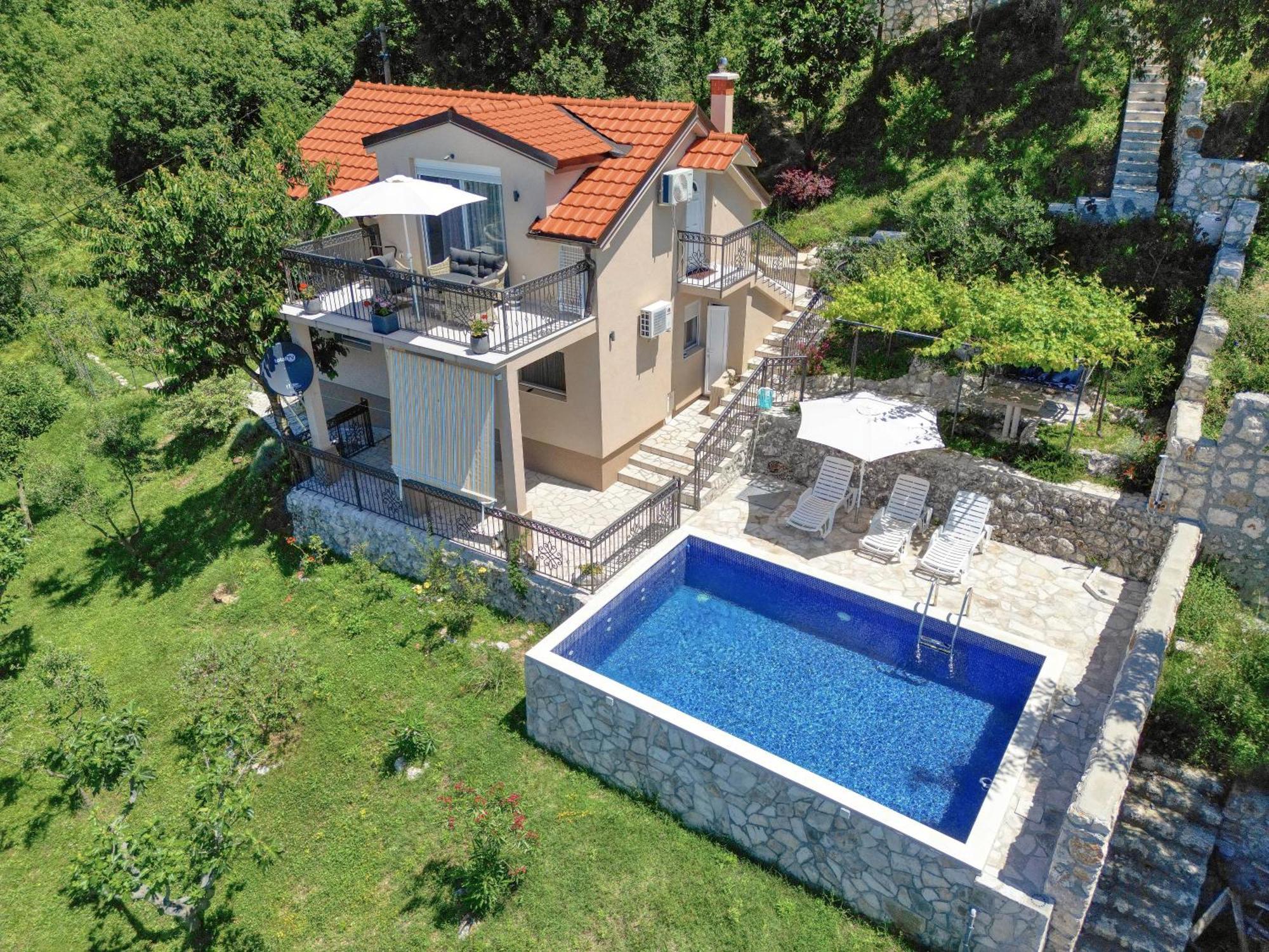 Apartment Paradise Котор Екстер'єр фото