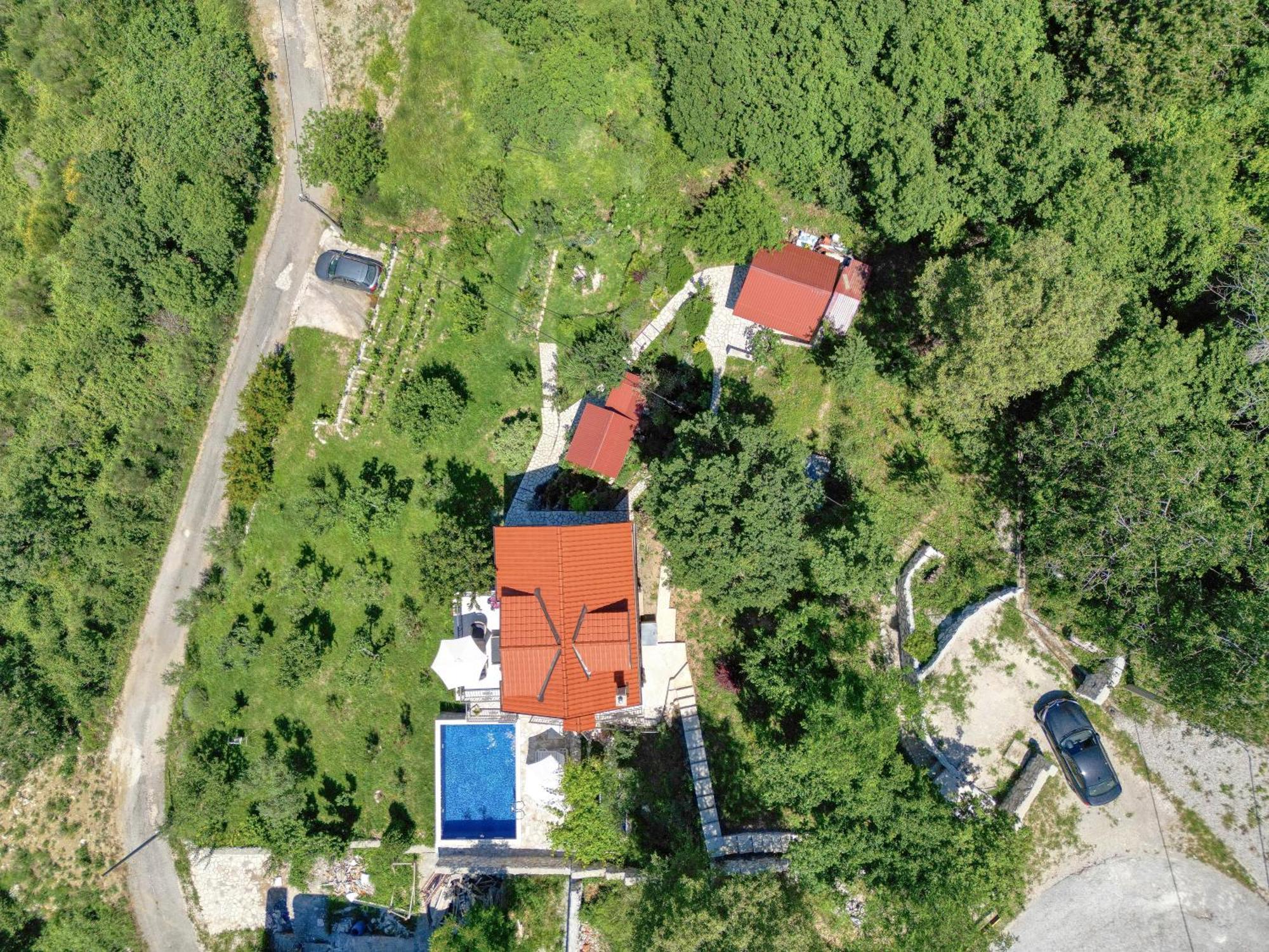 Apartment Paradise Котор Екстер'єр фото